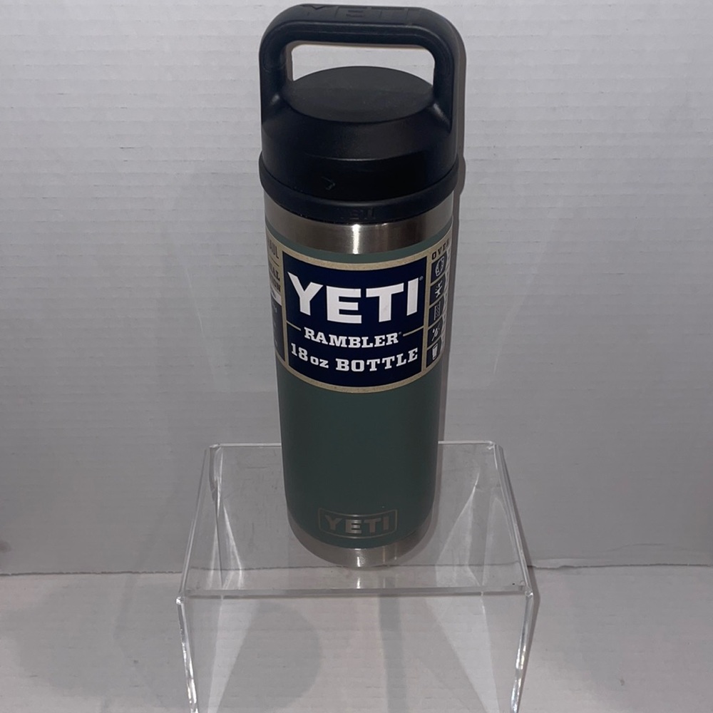 Hunter Water Bottle 4 Stainless
Cups Chug Cap Jug Thermos
Green Orange Yeti